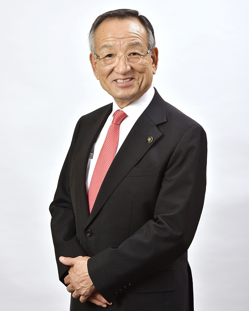 山梨市市長　高木晴雄氏